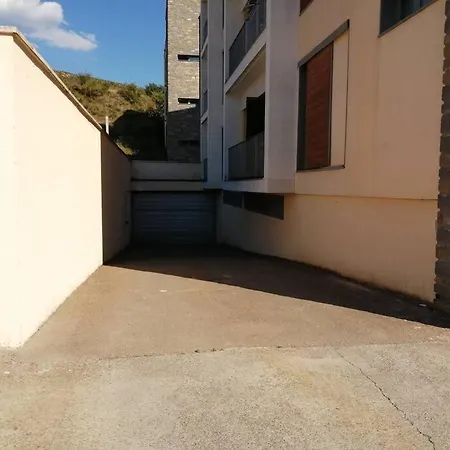 Amplio Apartamento En Sabinanigo - Las Margas Pirineo Aragones Exterior photo