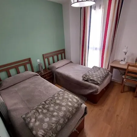 Amplio Apartamento En Sabinanigo - Las Margas Pirineo Aragones Exterior photo