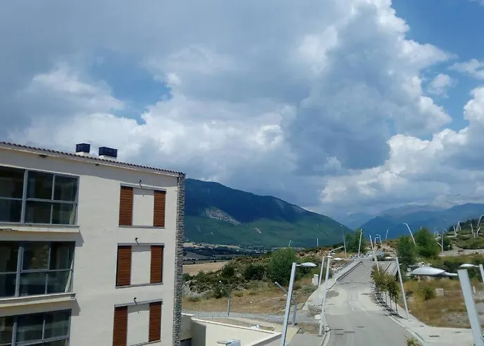 Amplio Apartamento En Sabinanigo - Las Margas Pirineo Aragones